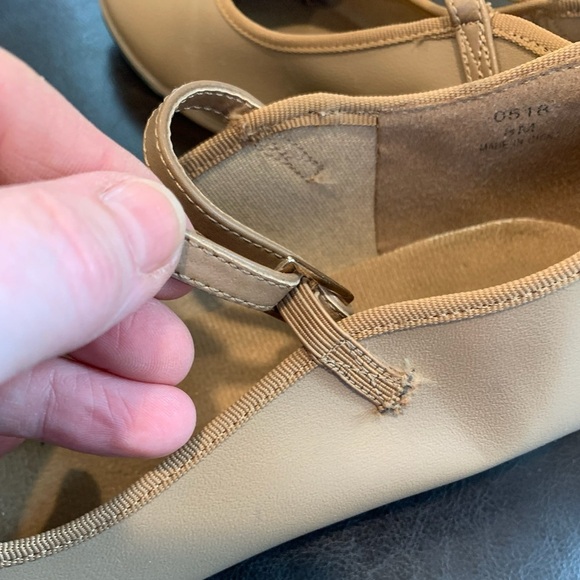 Star Tone Mary Jane Style Tap/Dance Shoes w/Buckled Strap across Instep; Size 8M - Picture 8 of 15